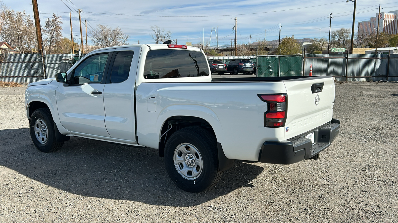 2024 Nissan Frontier S 3