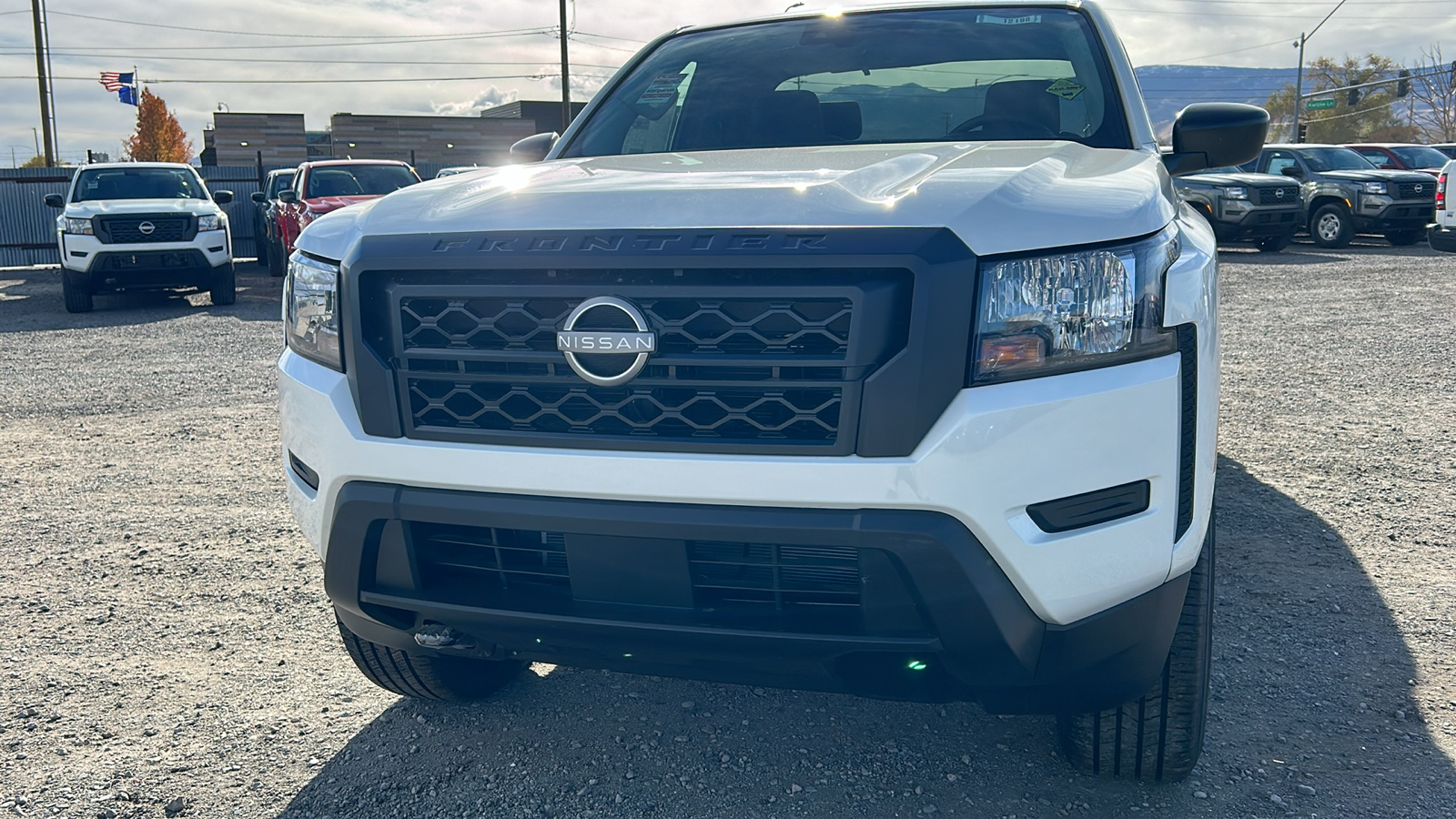 2024 Nissan Frontier S 10