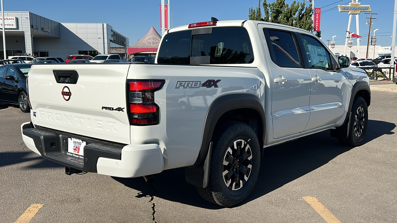 2024 Nissan Frontier PRO-4X 6