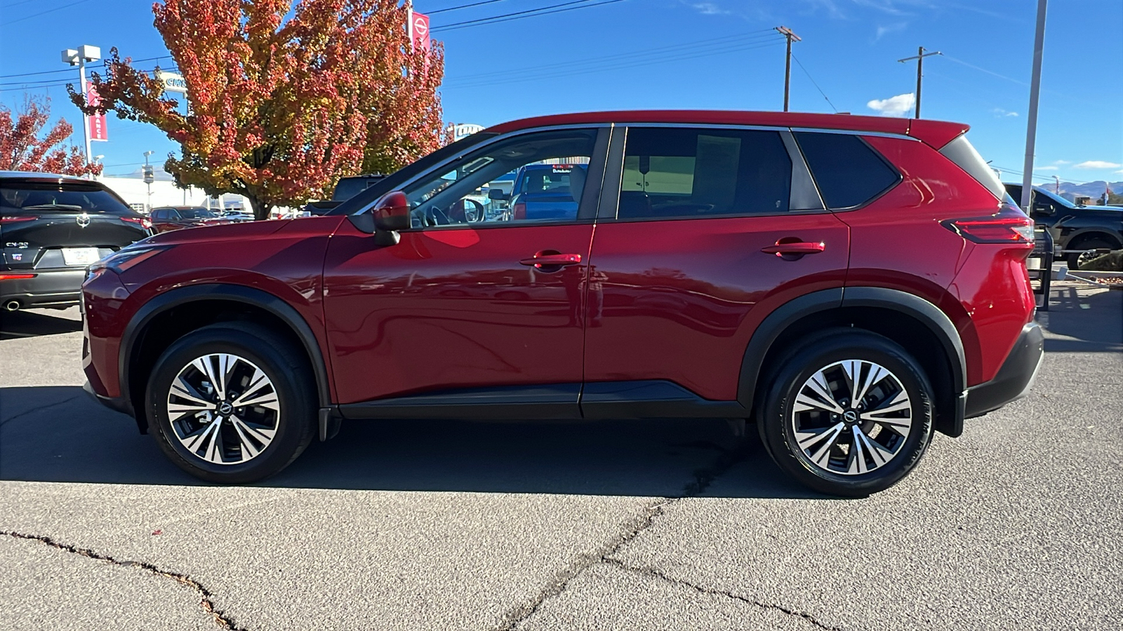 2023 Nissan Rogue SV 2