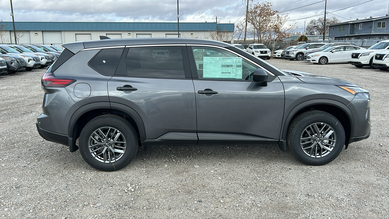 2025 Nissan Rogue S 7