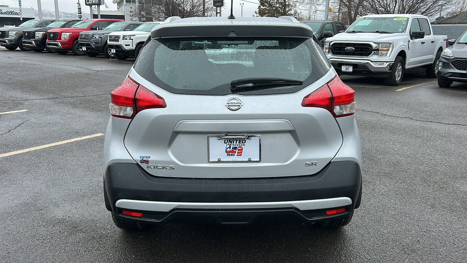 2018 Nissan Kicks SR 5