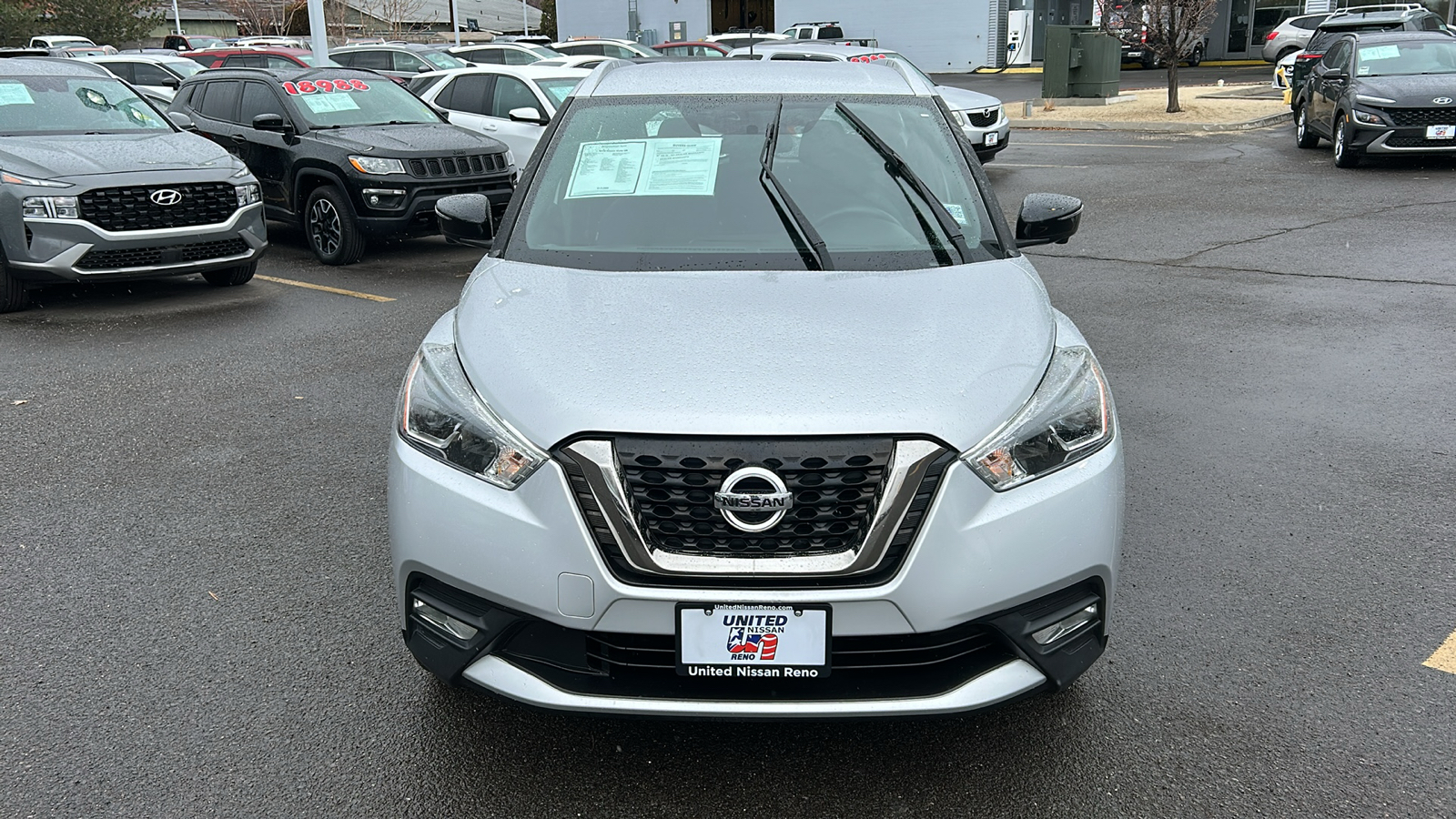 2018 Nissan Kicks SR 9