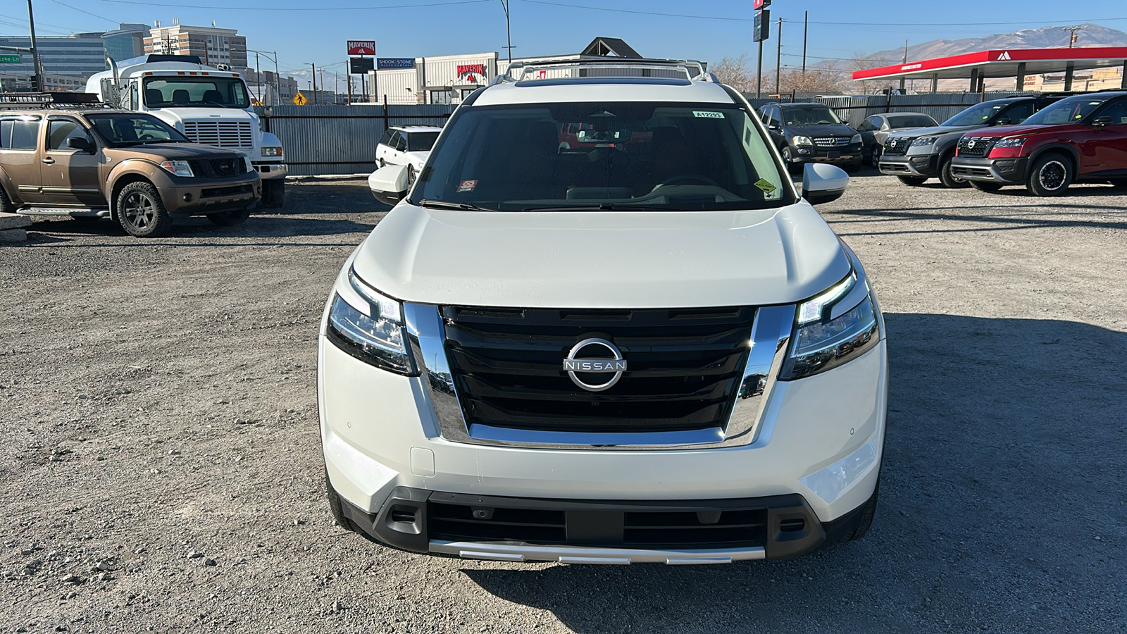 2024 Nissan Pathfinder Platinum 9