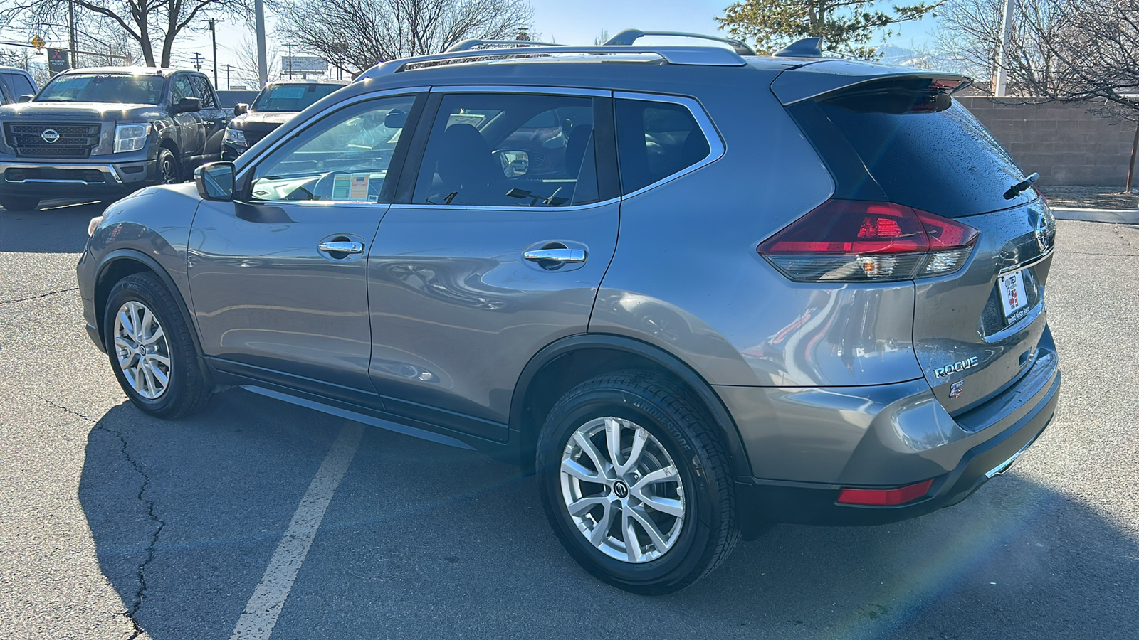 2020 Nissan Rogue S 3