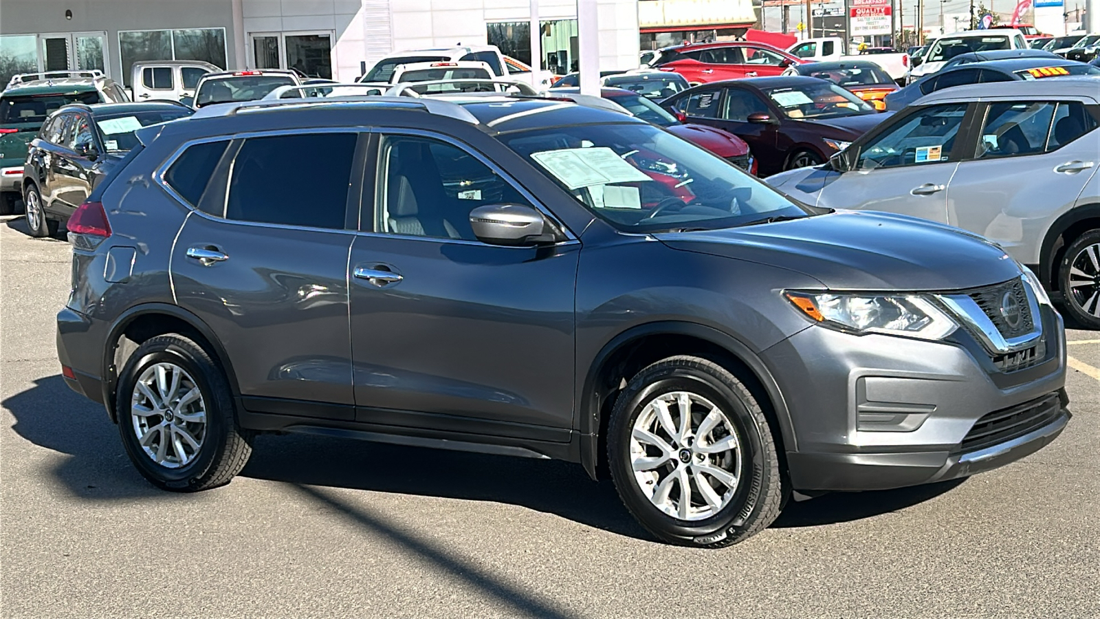 2020 Nissan Rogue S 8