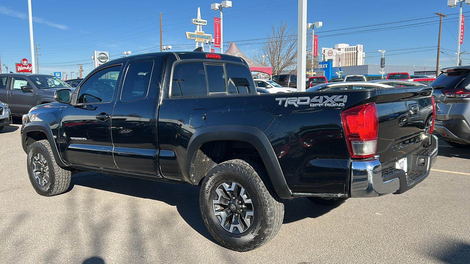 2017 Toyota Tacoma TRD Off-Road 3