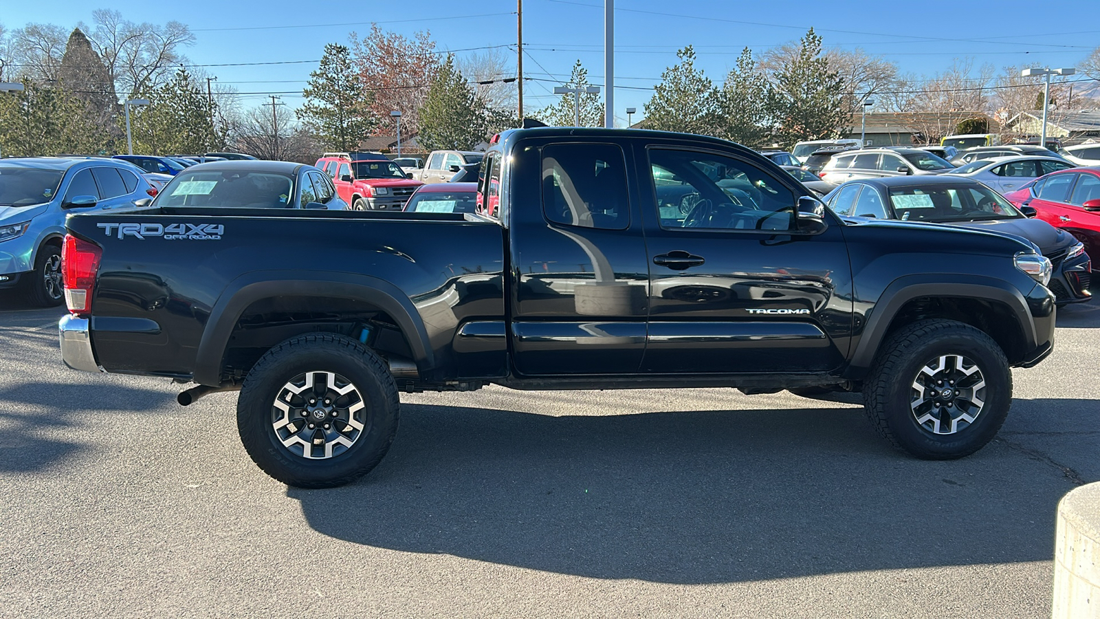 2017 Toyota Tacoma TRD Off-Road 7