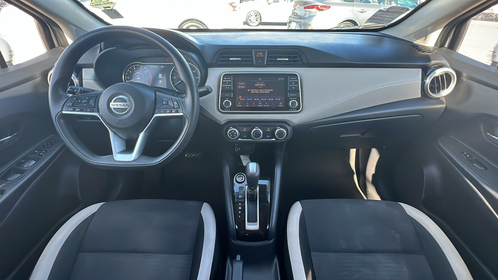 2021 Nissan Versa 1.6 SV 40