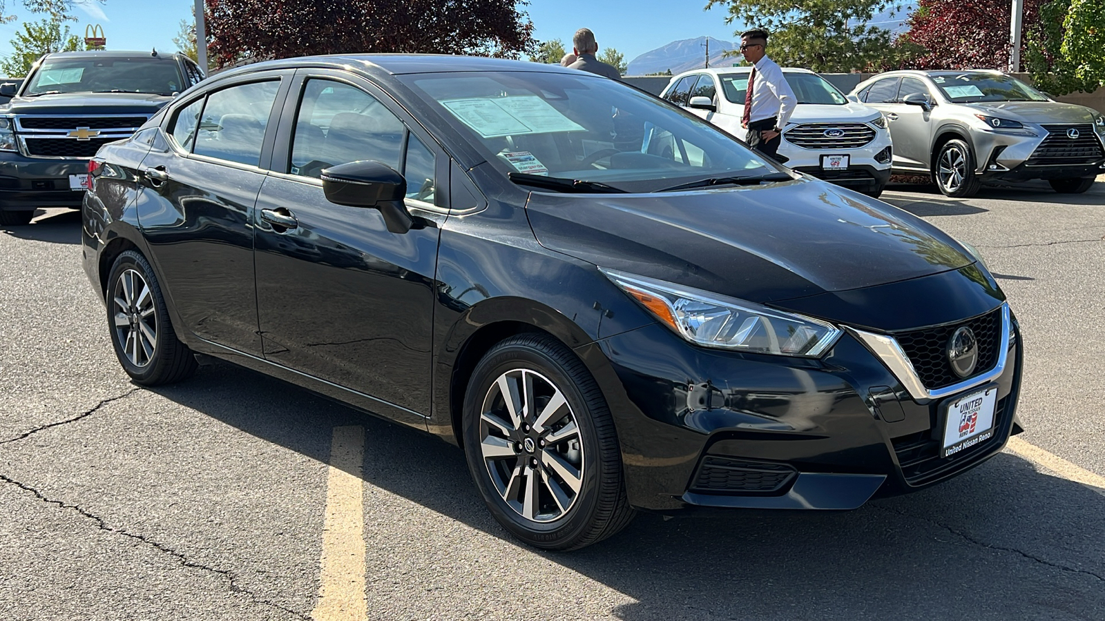 2021 Nissan Versa 1.6 SV 7