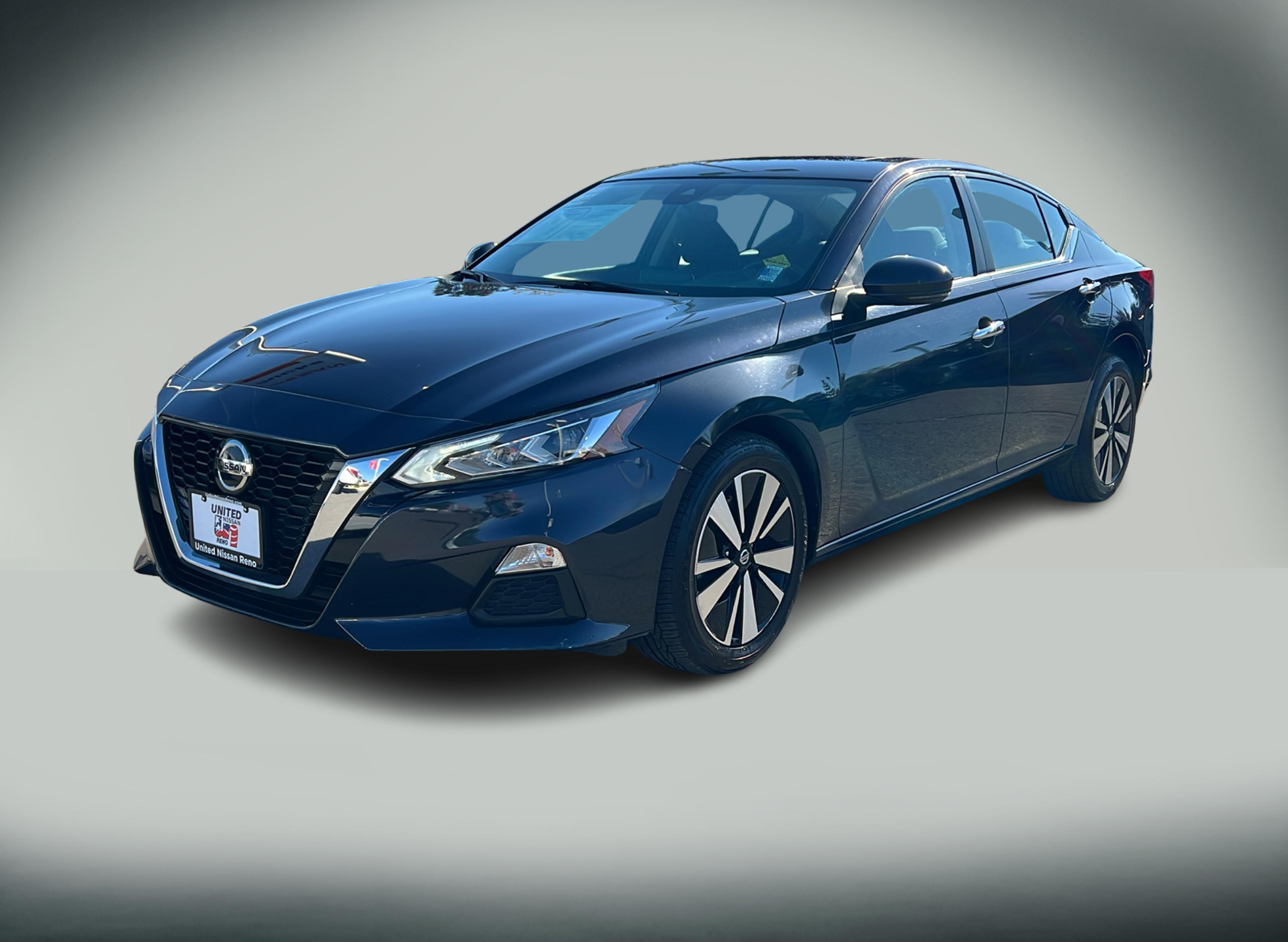 2022 Nissan Altima 2.5 SV 1