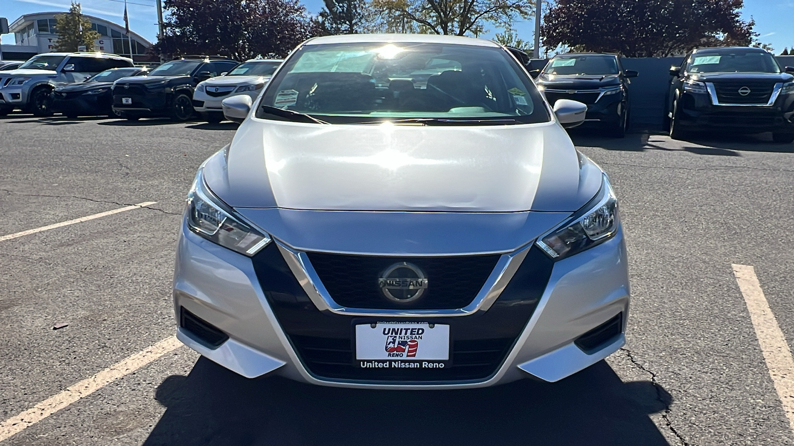 2021 Nissan Versa 1.6 SV 8