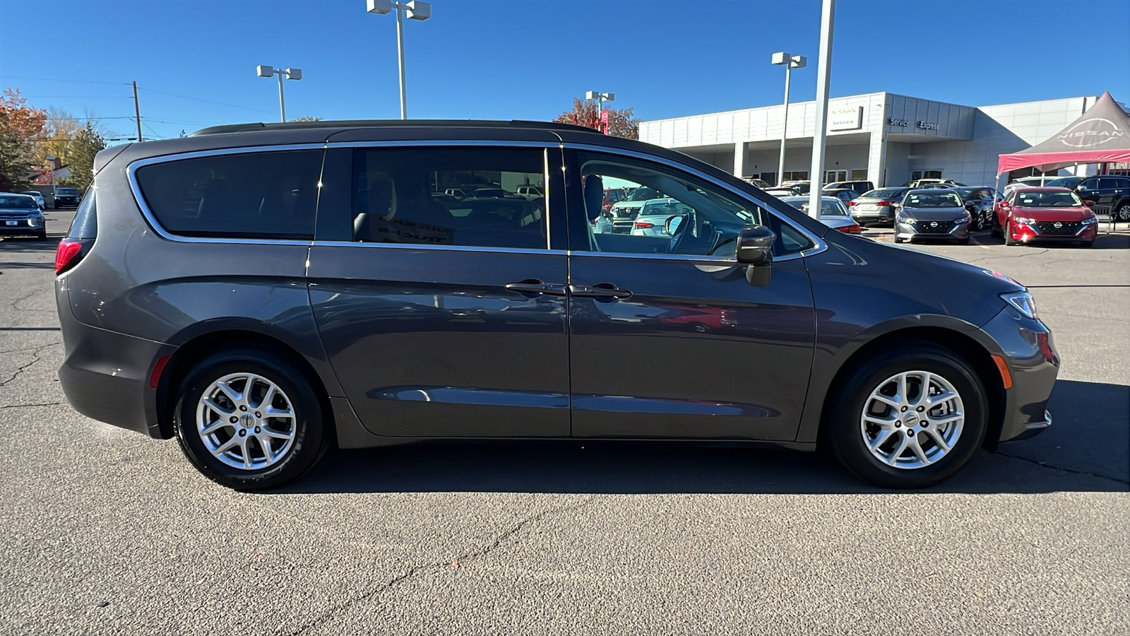 2022 Chrysler Pacifica Touring L 7