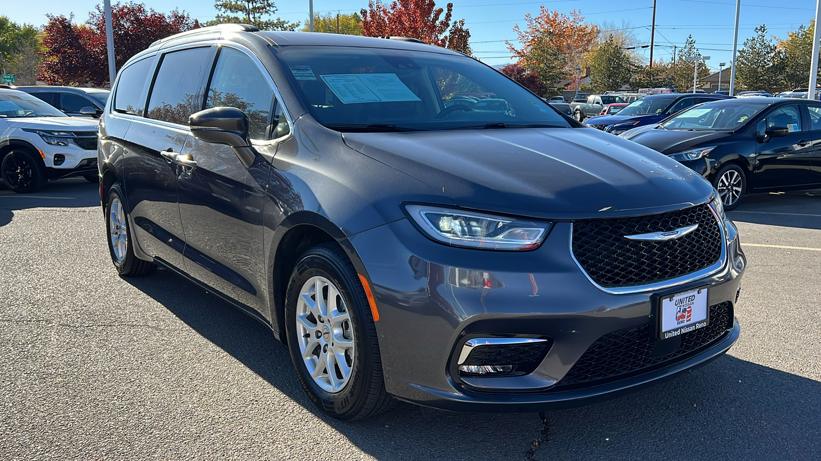 2022 Chrysler Pacifica Touring L 8