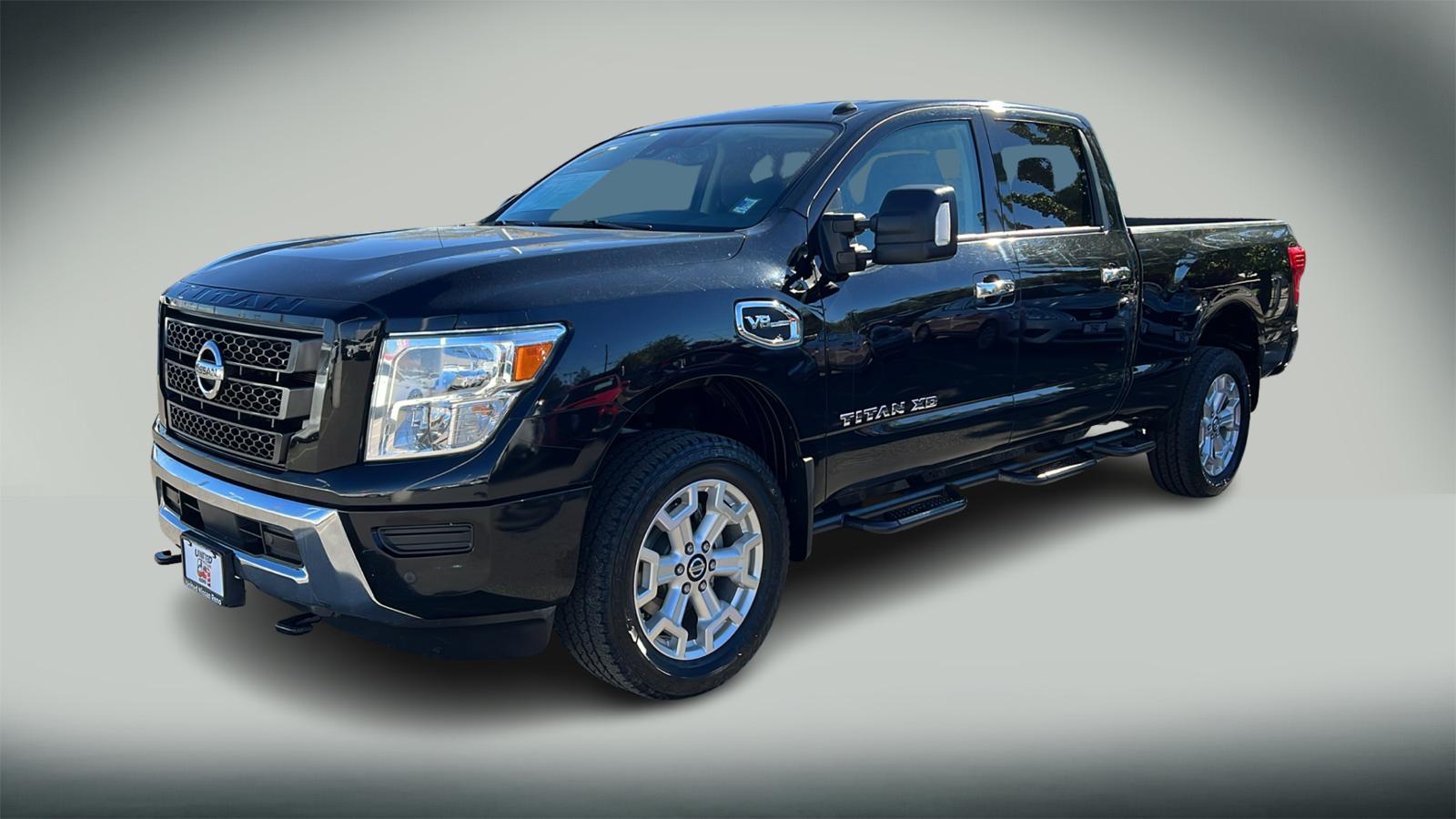 2021 Nissan Titan XD  1