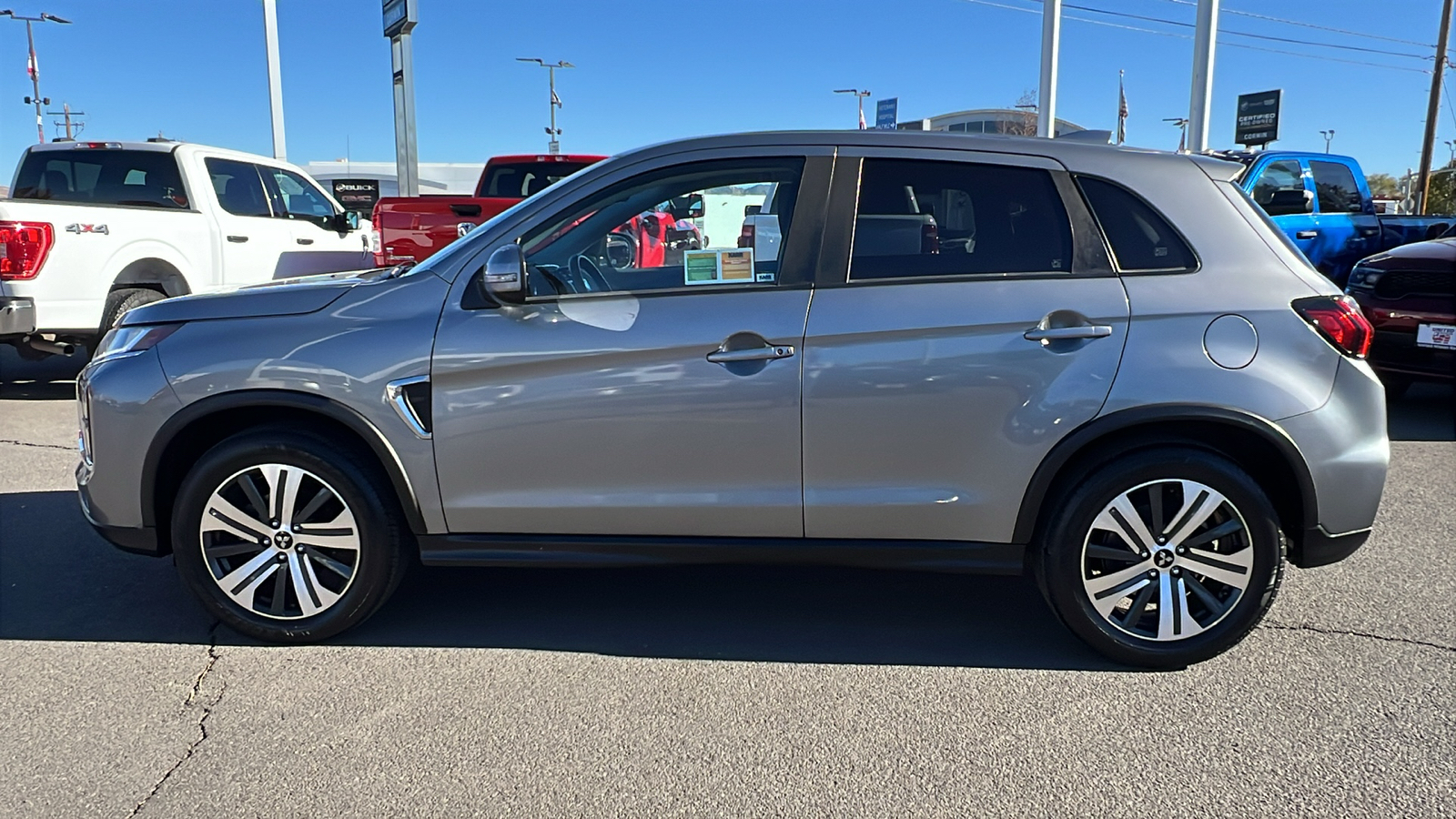 2021 Mitsubishi Outlander Sport 2.0 SE 2