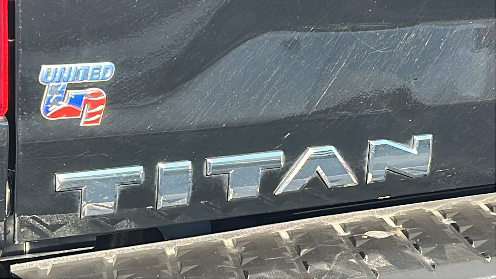 2023 Nissan Titan SV 26