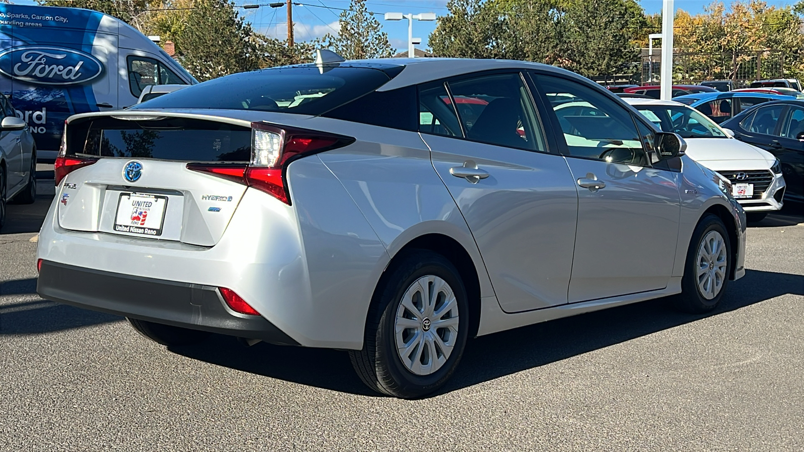 2022 Toyota Prius L 6