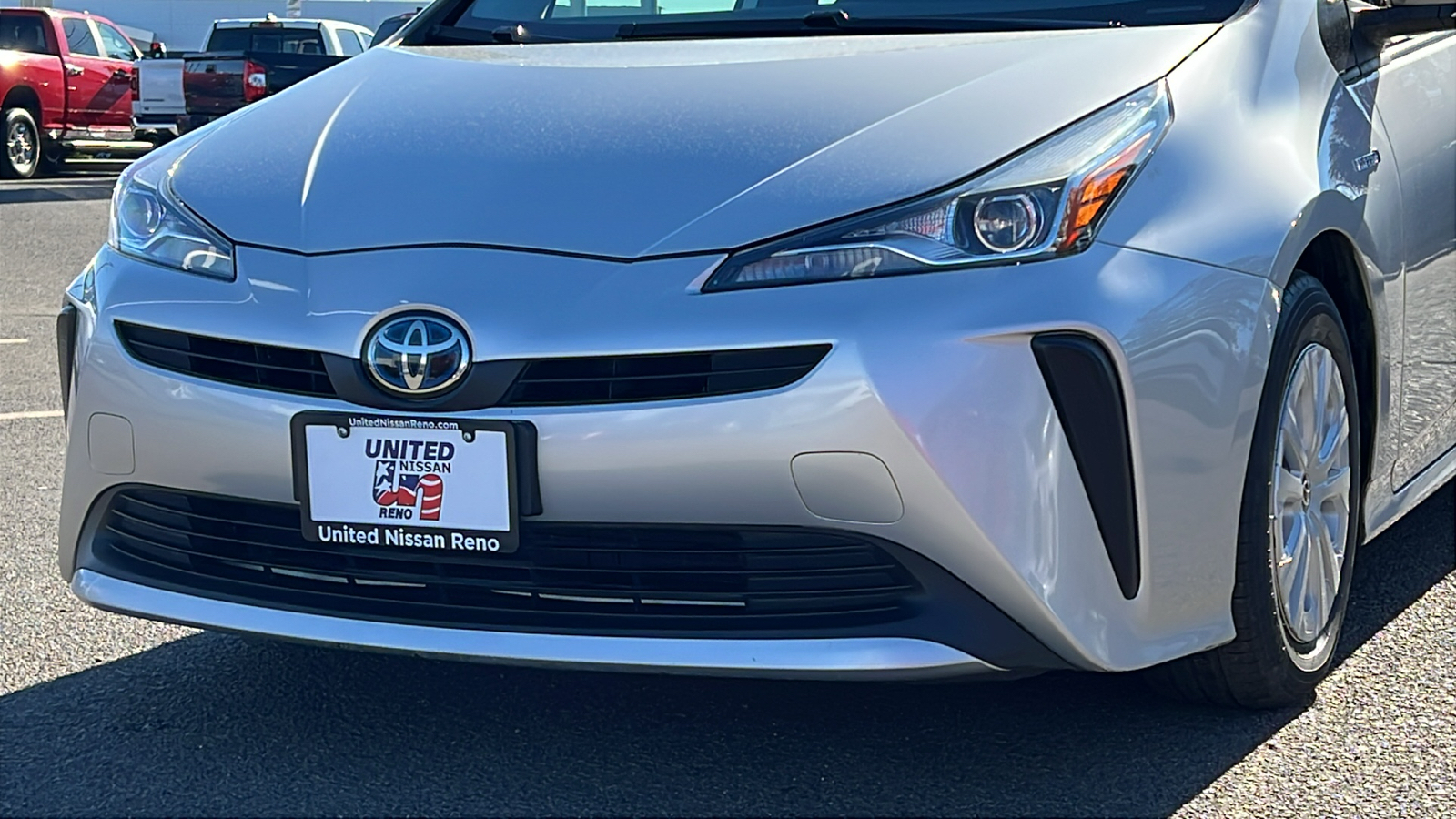 2022 Toyota Prius L 10