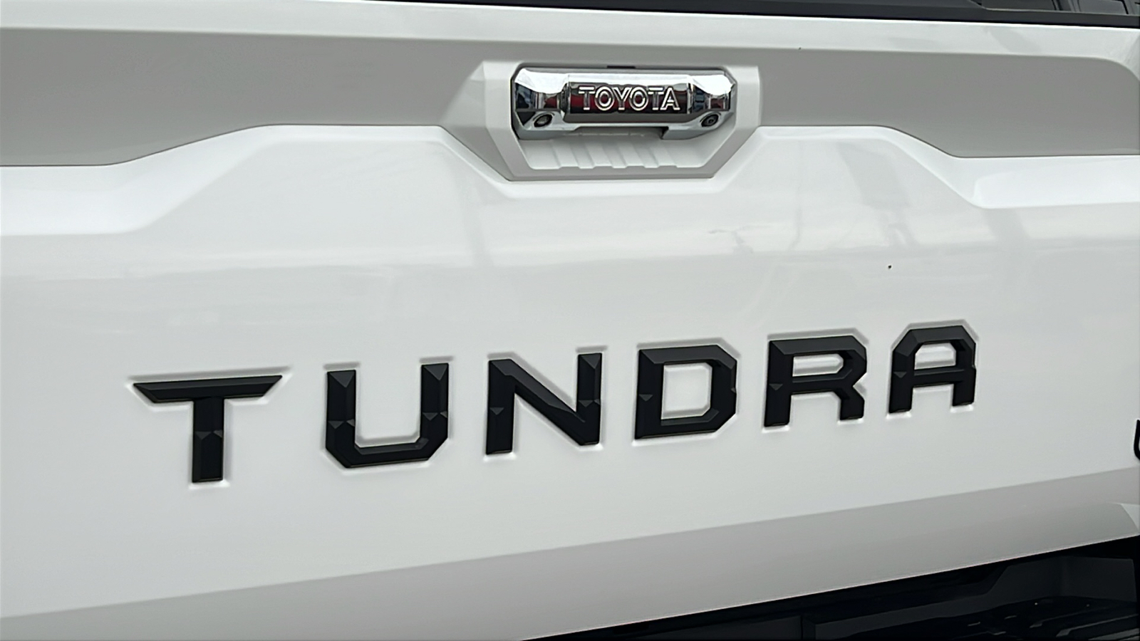 2022 Toyota Tundra Limited 26