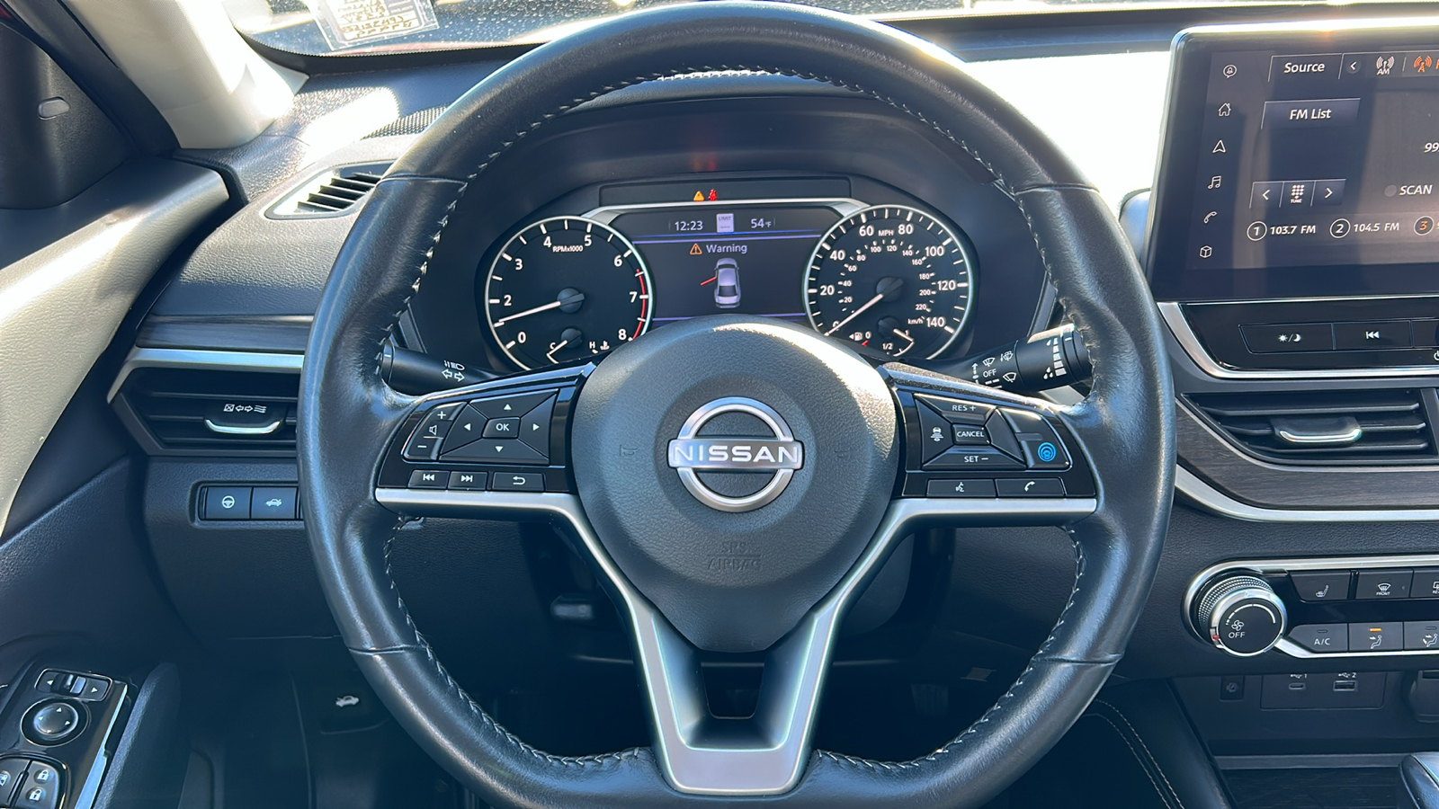 2023 Nissan Altima 2.5 SV 4