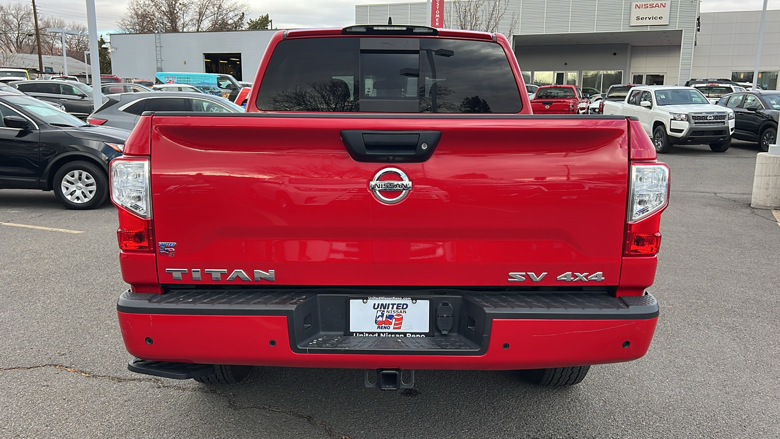 2022 Nissan Titan SV 4