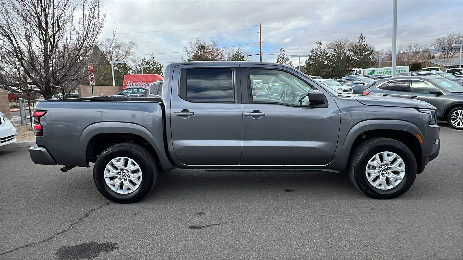 2023 Nissan Frontier SV 7