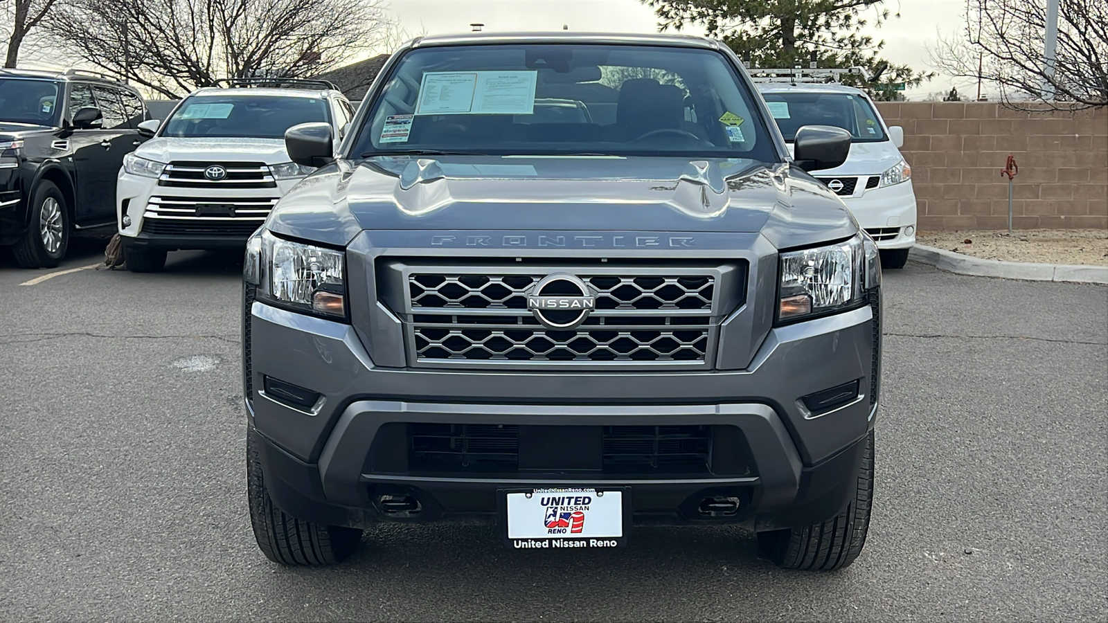 2023 Nissan Frontier SV 9