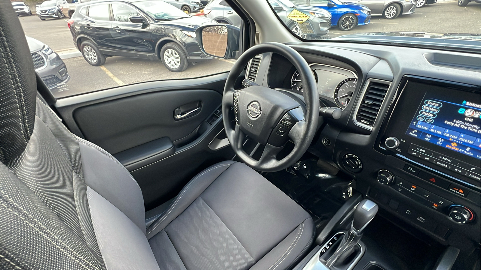 2023 Nissan Frontier SV 21