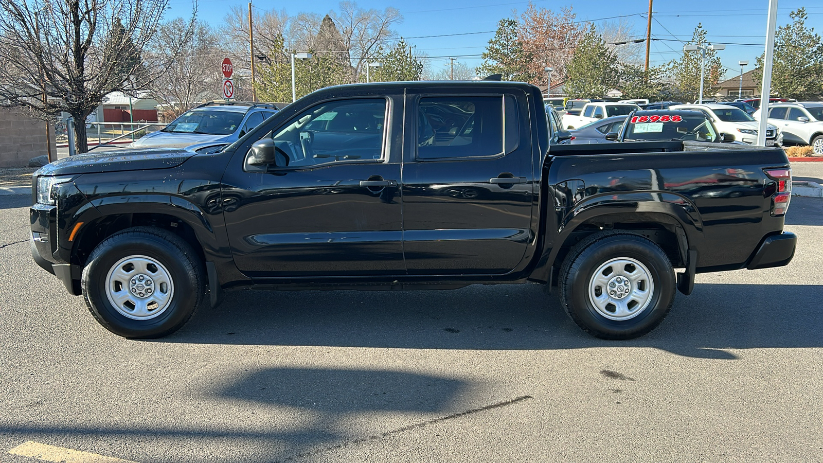 2022 Nissan Frontier S 2