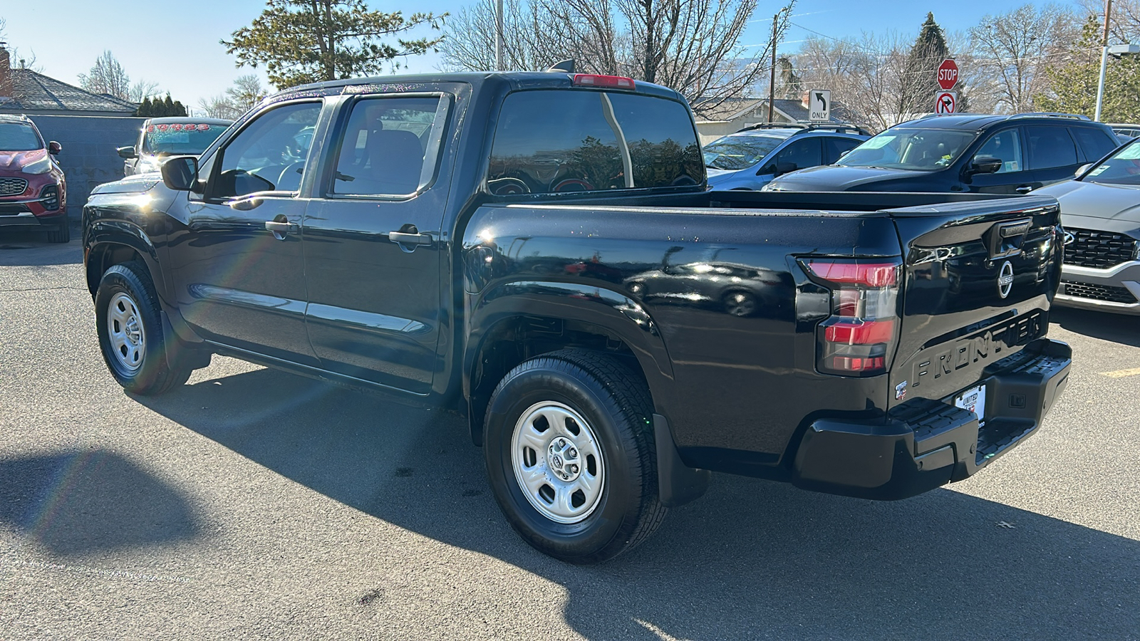 2022 Nissan Frontier S 3