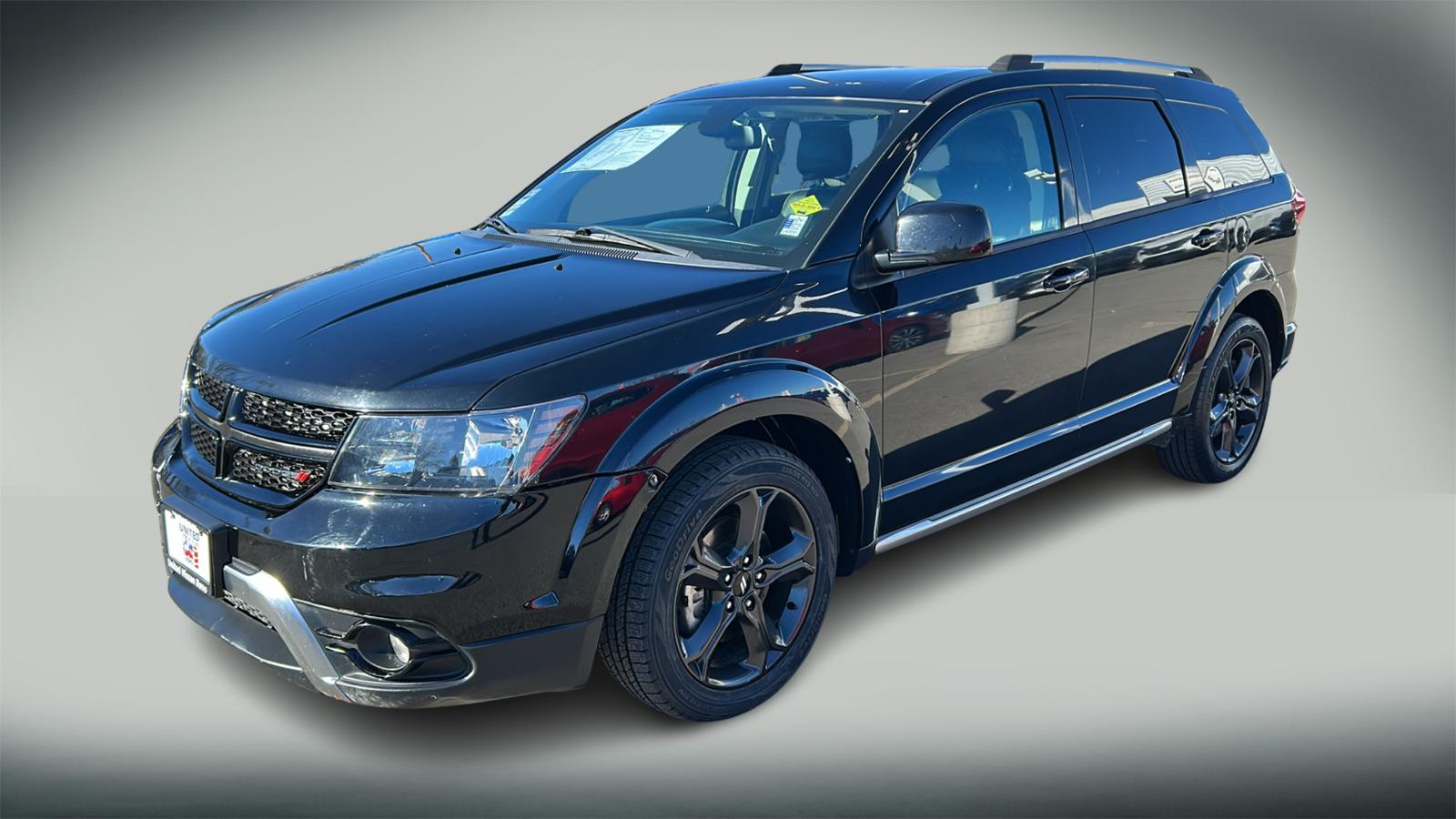 2019 Dodge Journey Crossroad 1