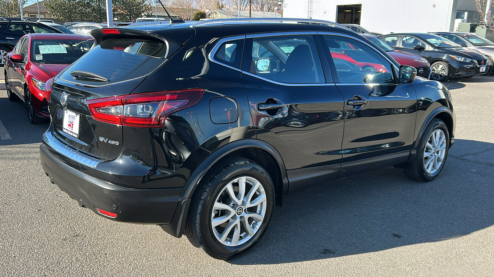 2022 Nissan Rogue Sport SV 6