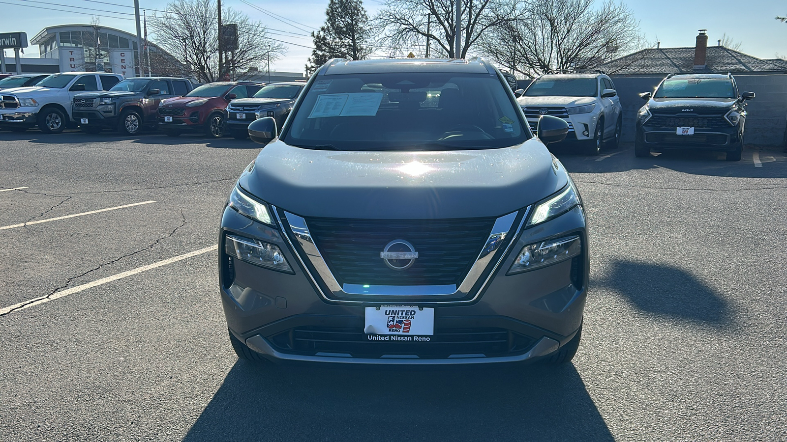 2023 Nissan Rogue SL 9