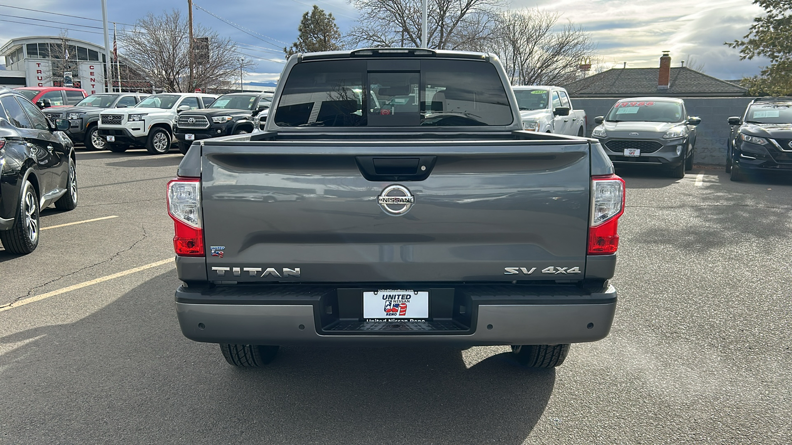 2021 Nissan Titan SV 5