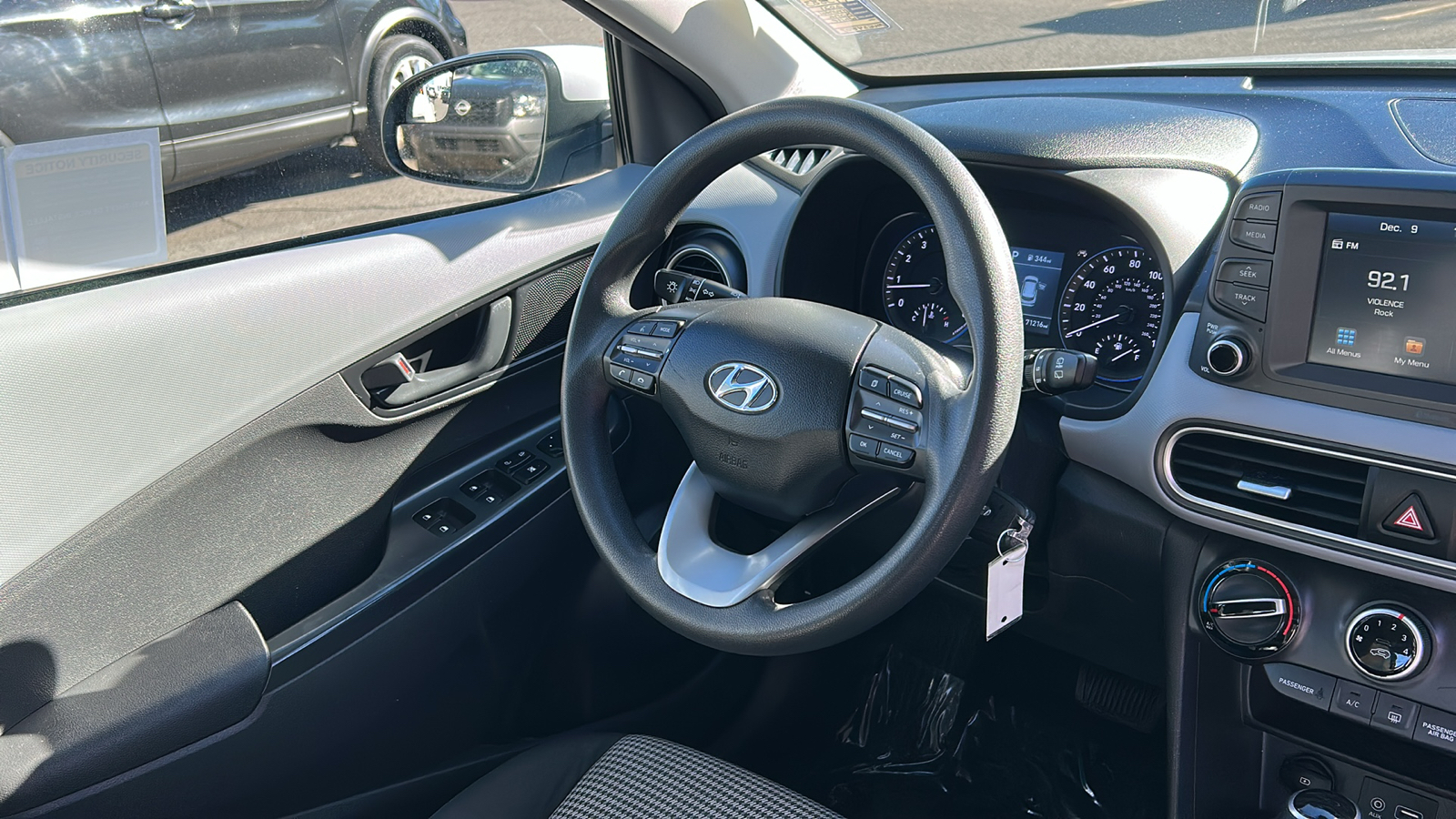 2021 Hyundai Kona SE 21