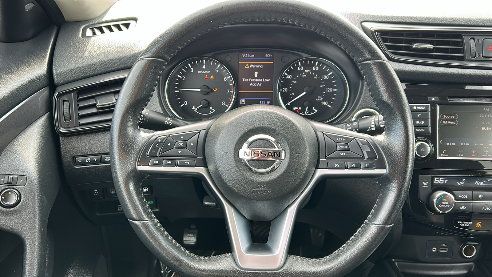 2020 Nissan Rogue SV 4