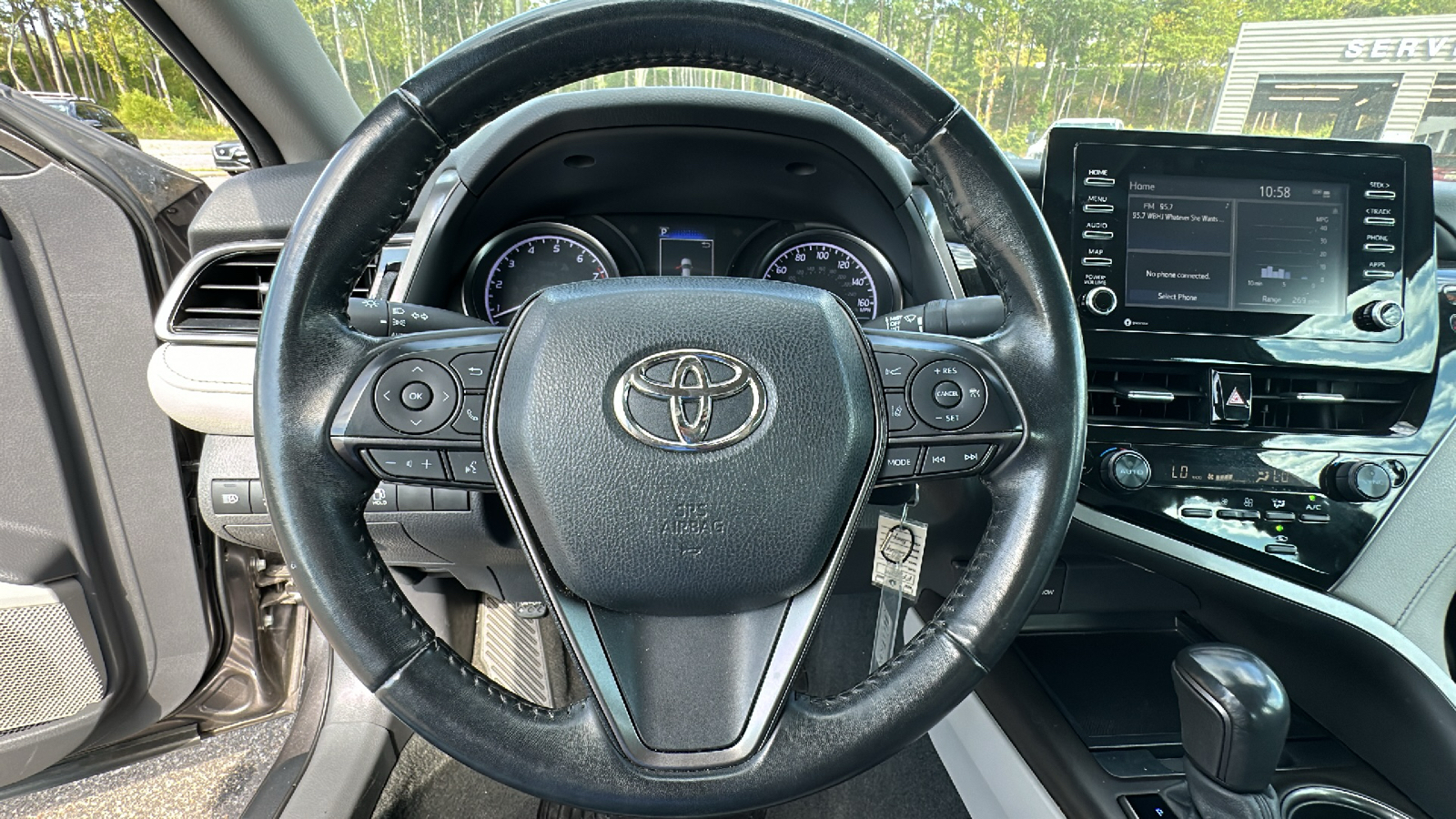 2022 Toyota Camry SE 16