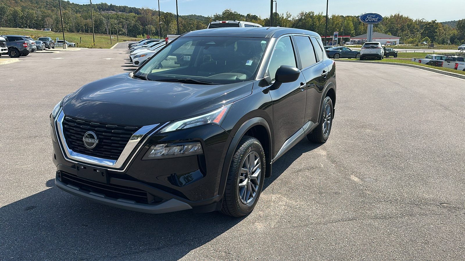 2023 Nissan Rogue S 1