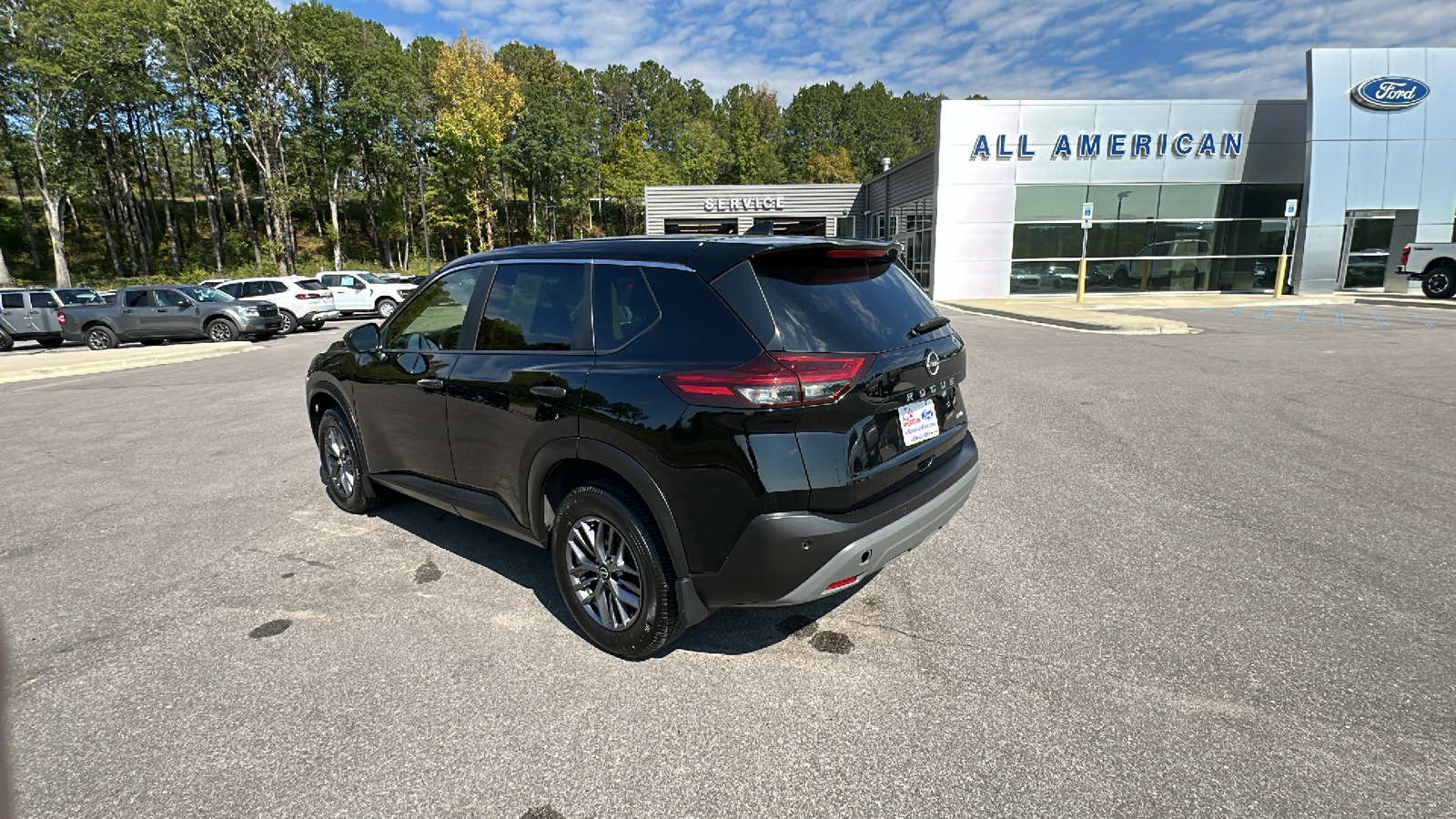 2023 Nissan Rogue S 3