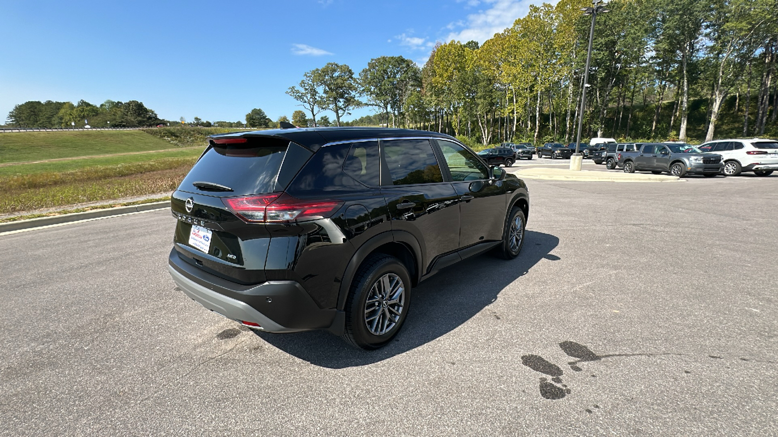 2023 Nissan Rogue S 5