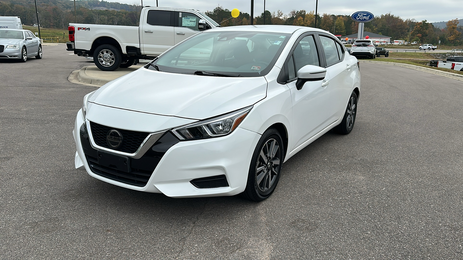 2021 Nissan Versa 1.6 SV 1