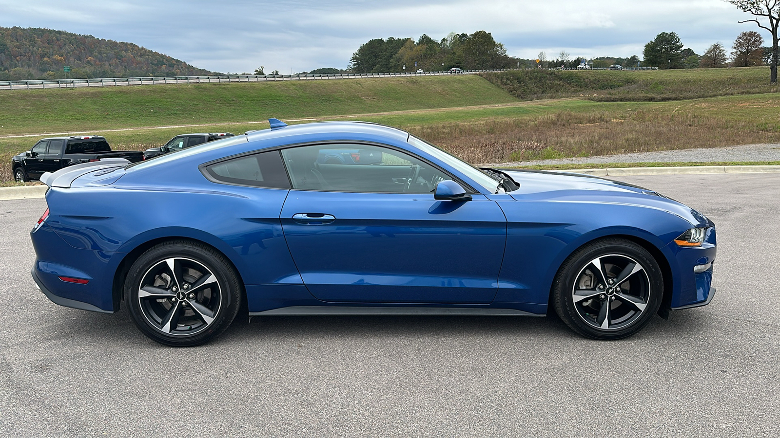 2022 Ford Mustang EcoBoost 7