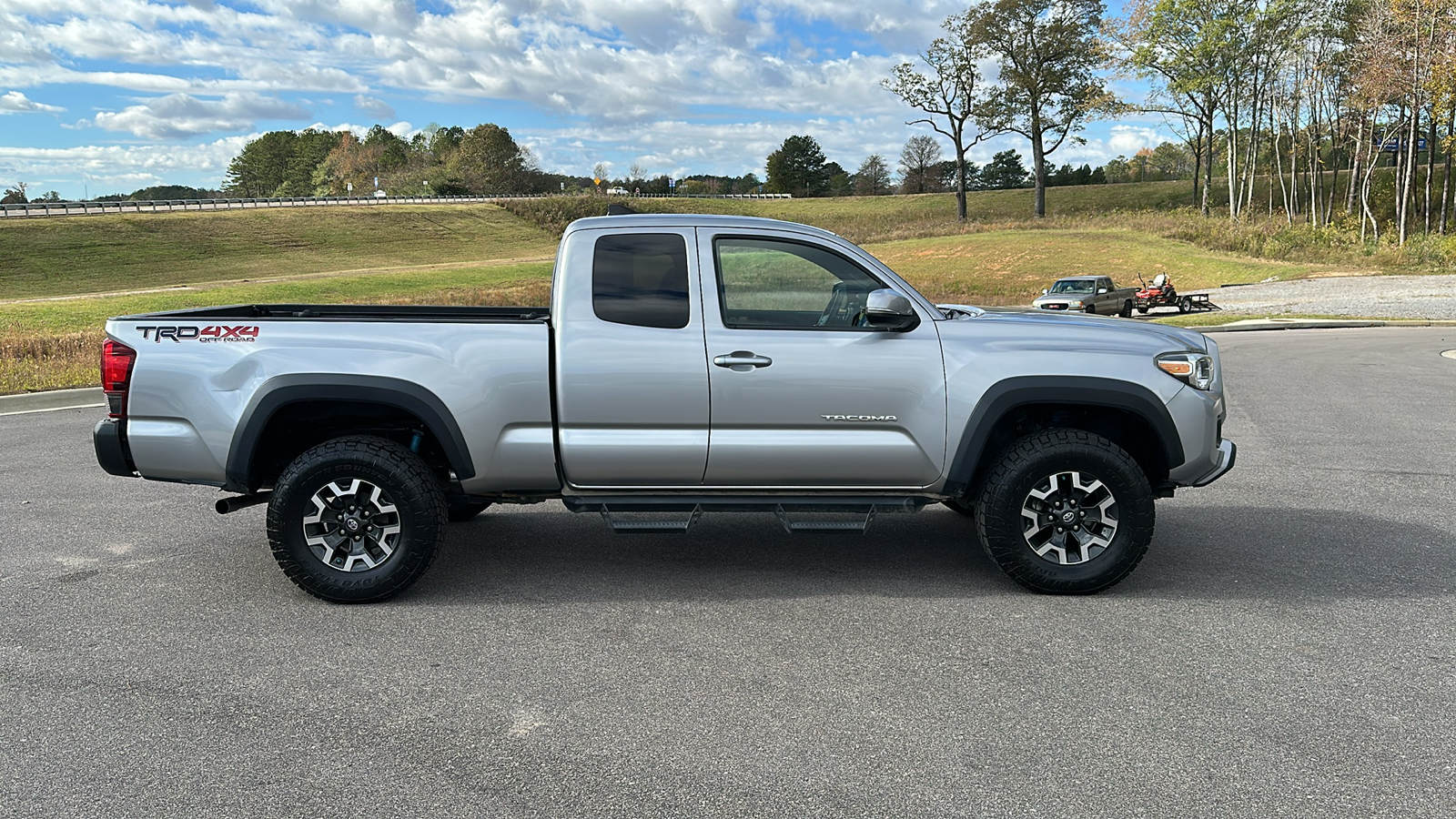 2018 Toyota Tacoma SR5 6