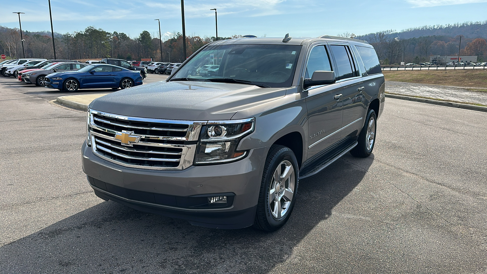 2019 Chevrolet Suburban LT 1