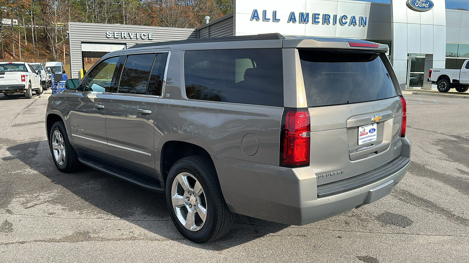 2019 Chevrolet Suburban LT 3