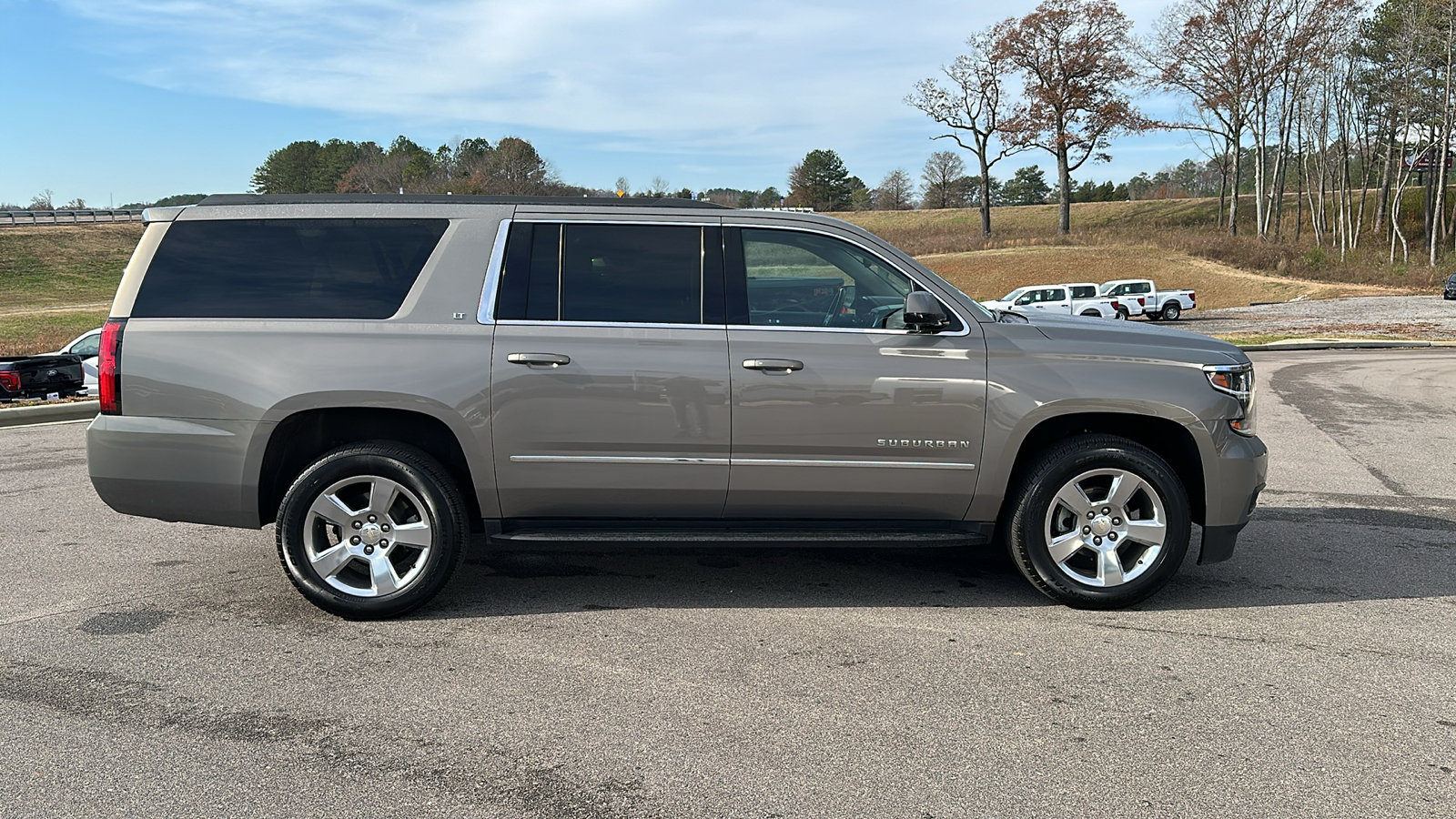 2019 Chevrolet Suburban LT 6