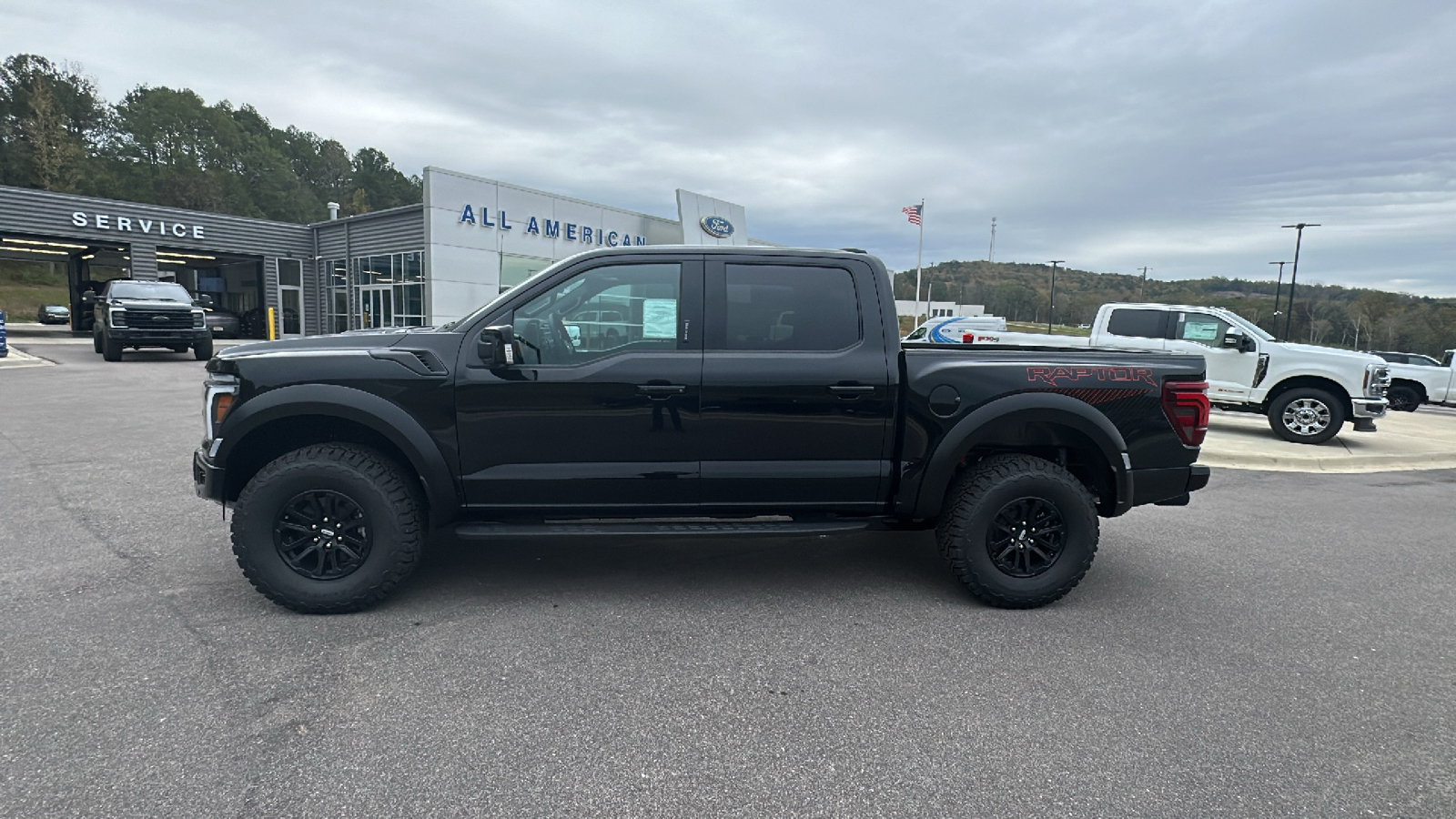 2024 Ford F-150 Raptor 2