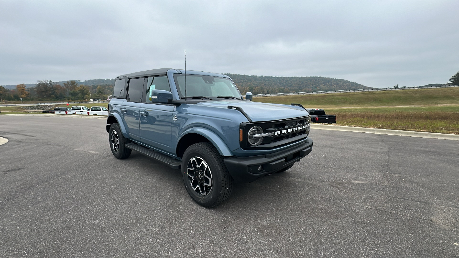 2024 Ford Bronco Outer Banks 7