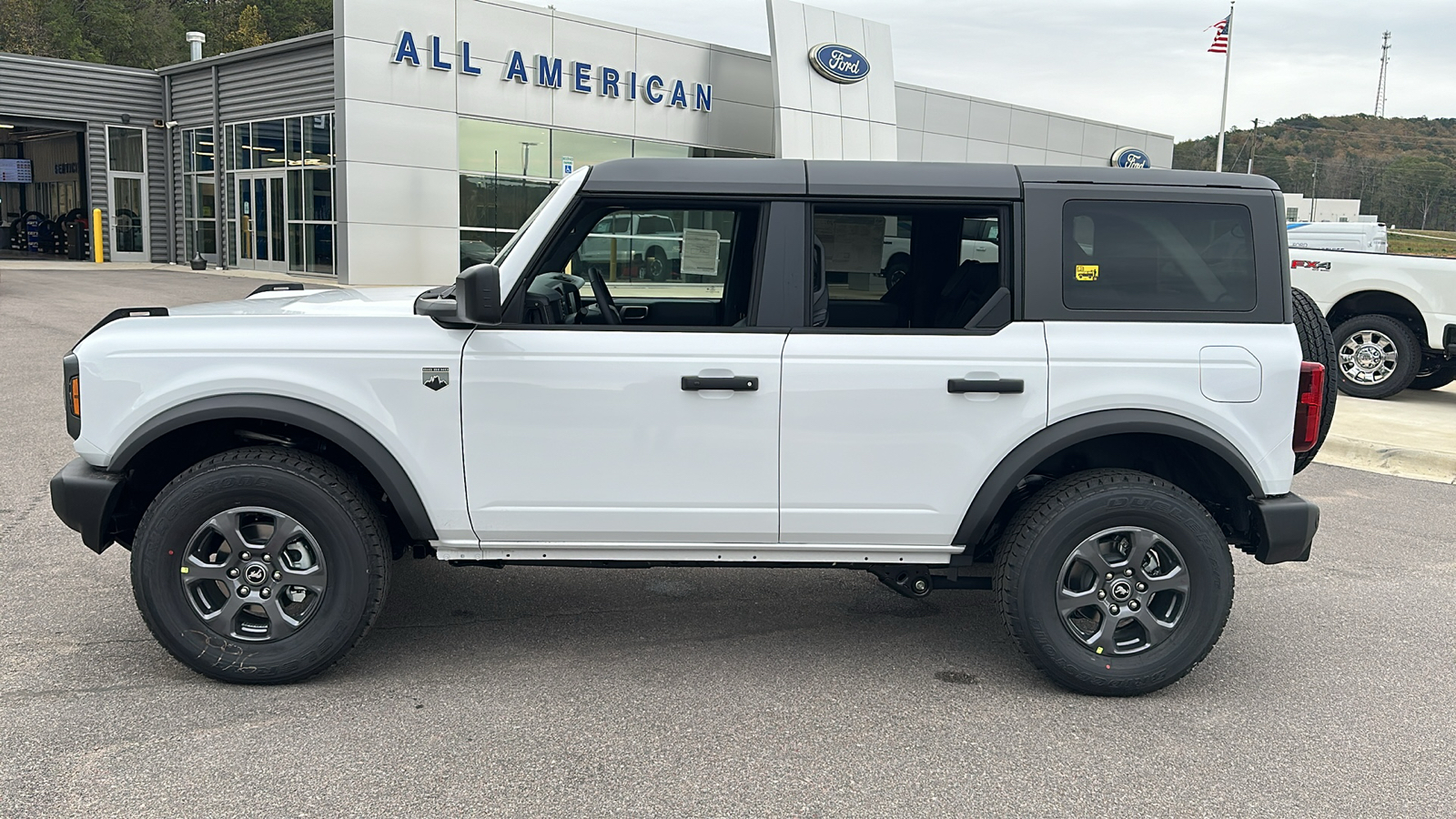 2024 Ford Bronco Big Bend 2